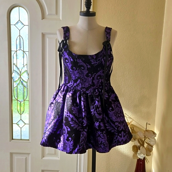 Widow Sultry Brocade Jacket and Dress - Picture 4 of 8